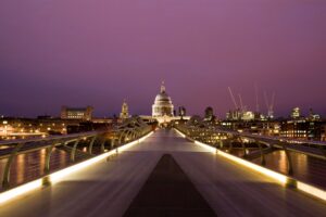 Millennium Bridge London665673222